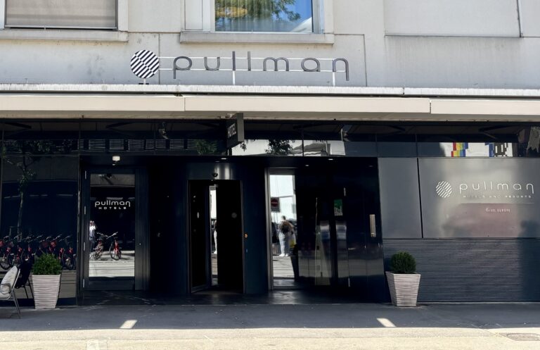 Hotel Bistro Pullman Hotel Bistro Pullman